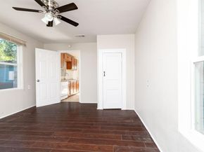 1203 E Davis Avenue , Fort Worth Texas 76104