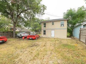 1203 E Davis Avenue , Fort Worth Texas 76104