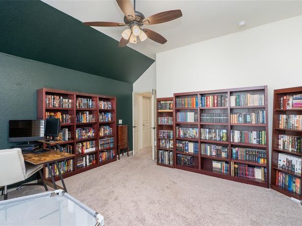 205  Oakcrest Drive , Justin Texas 76247