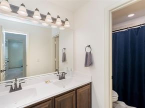 205  Oakcrest Drive , Justin Texas 76247