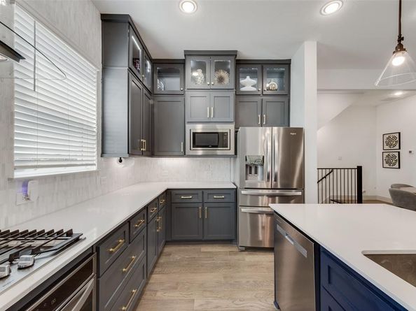 2651  Carmelita Street , Dallas Texas 75212