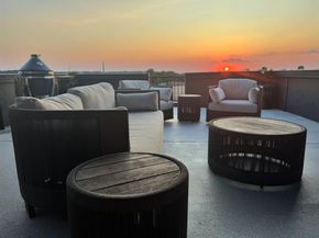 2651  Carmelita Street , Dallas Texas 75212