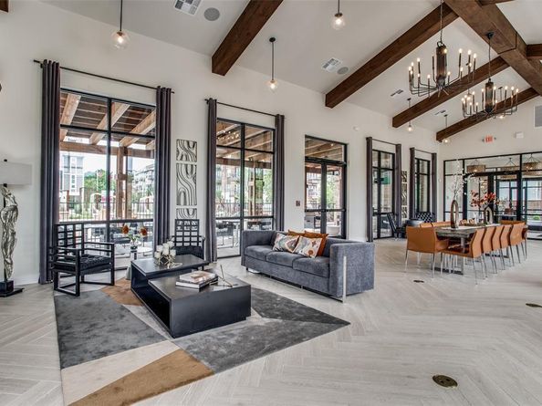 2651  Carmelita Street , Dallas Texas 75212