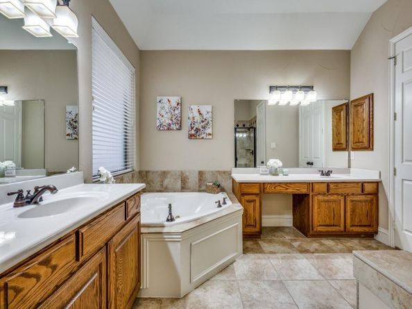 832  Hidden Springs Court , McKinney Texas 75071