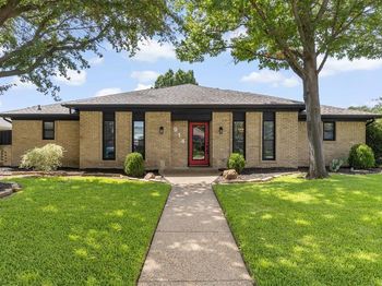914  Edgewood Drive 