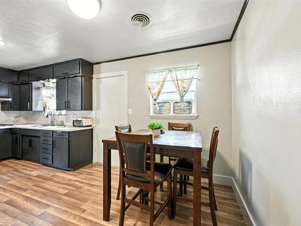 2501  New York Avenue , Fort Worth Texas 76104