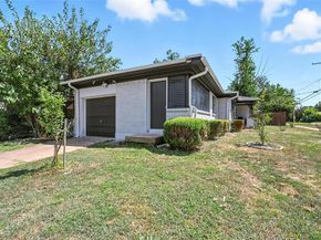 2501  New York Avenue , Fort Worth Texas 76104