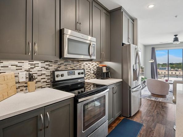 5609  SMU Boulevard  402, Dallas Texas 75206