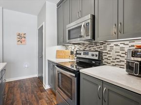 5609  SMU Boulevard  402, Dallas Texas 75206