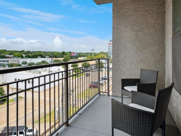 5609  SMU Boulevard  402, Dallas Texas 75206