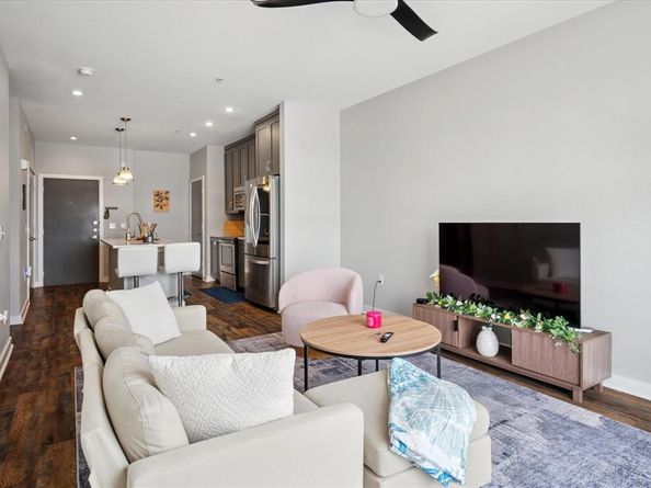 5609  SMU Boulevard  402, Dallas Texas 75206