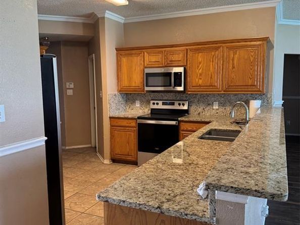 1510  Loveland Drive , Arlington Texas 76018