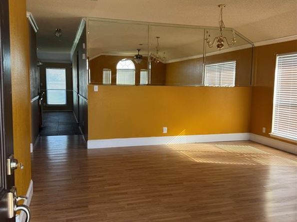 1510  Loveland Drive , Arlington Texas 76018