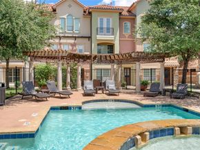 639  Senda  , Irving Texas 75039