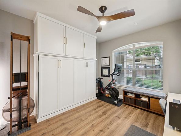 639  Senda  , Irving Texas 75039