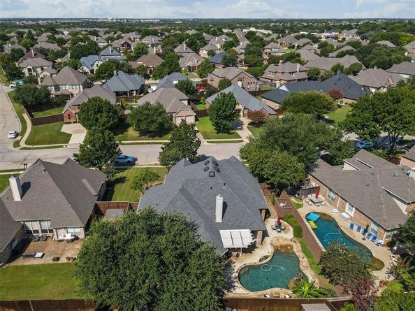 1808  Lakes Edge Boulevard , Mansfield Texas 76063