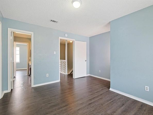 8005  Rothington Road  1117, Dallas Texas 75227