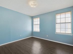 8005  Rothington Road  1117, Dallas Texas 75227