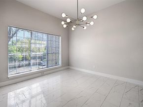 10433  High Hollows Drive  217, Dallas Texas 75230