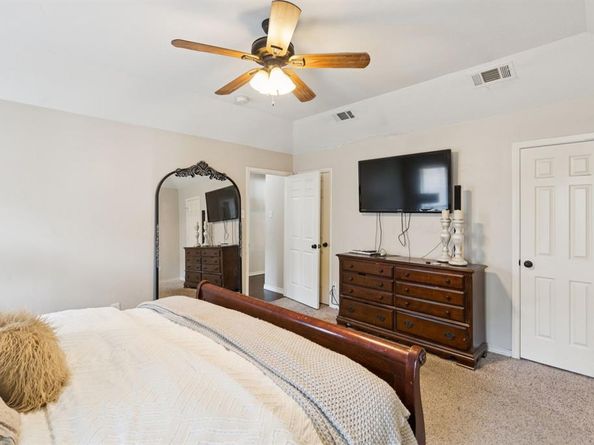 1406  Richards Circle , DeSoto Texas 75115