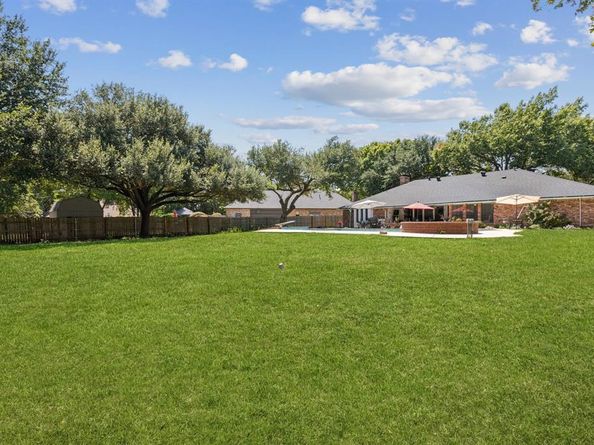 1406  Richards Circle , DeSoto Texas 75115