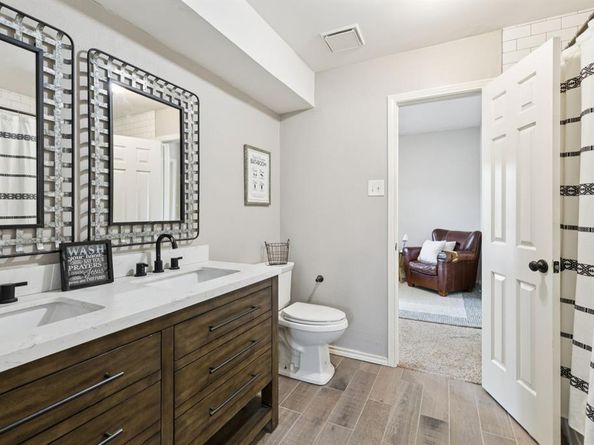 1406  Richards Circle , DeSoto Texas 75115