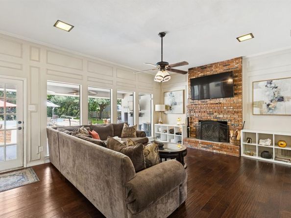 1406  Richards Circle , DeSoto Texas 75115