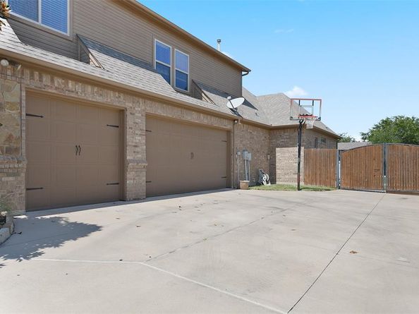 1316  Bluff Springs Drive , Fort Worth Texas 76052