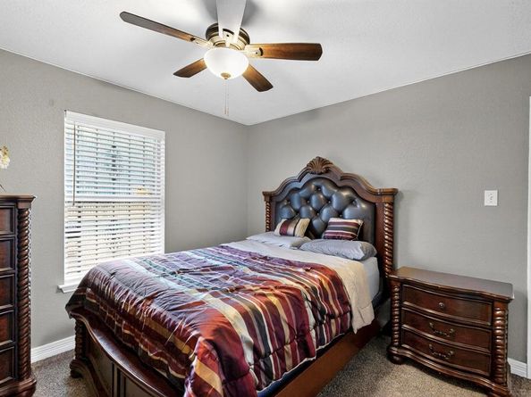 500  Glenwood Drive , Lancaster Texas 75146
