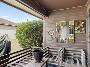 500  Glenwood Drive , Lancaster Texas 75146