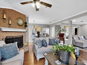 500  Glenwood Drive , Lancaster Texas 75146
