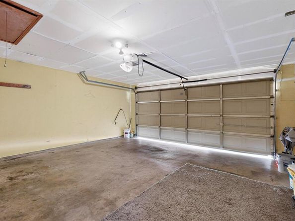 500  Glenwood Drive , Lancaster Texas 75146