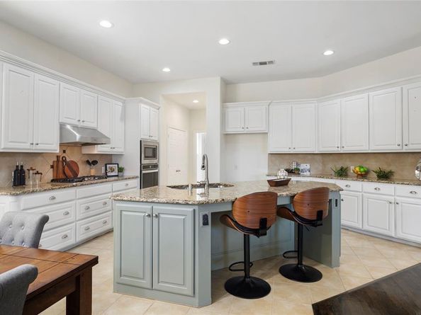 2353  Salisbury Court , Lewisville Texas 75056