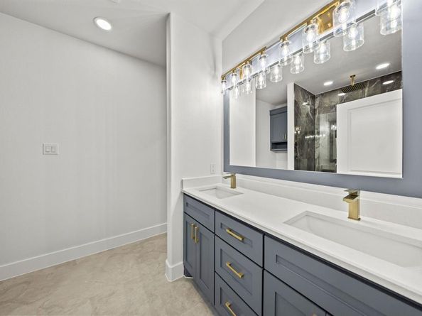 3214 NW Loraine Street , Fort Worth Texas 76106