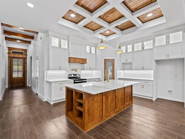 3214 NW Loraine Street , Fort Worth Texas 76106