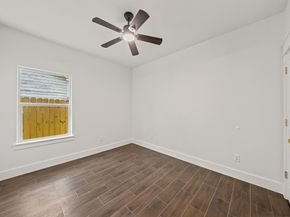3214 NW Loraine Street , Fort Worth Texas 76106