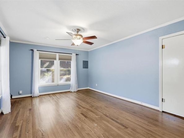 2217  Yucca Avenue , Fort Worth Texas 76111