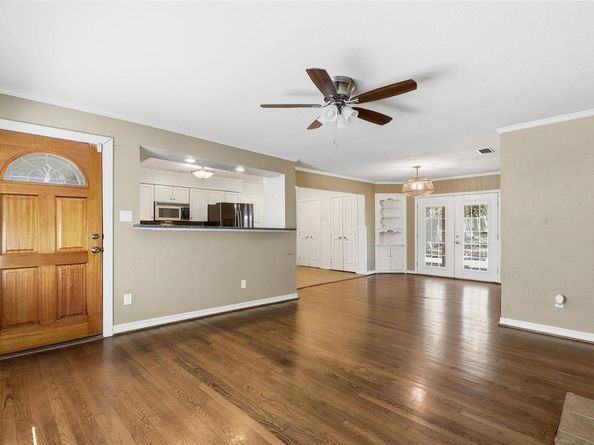 2217  Yucca Avenue , Fort Worth Texas 76111