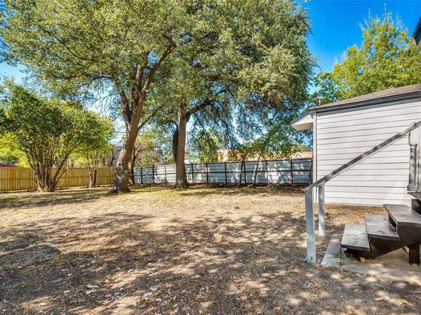 2815  Seevers Avenue , Dallas Texas 75216