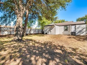 2815  Seevers Avenue , Dallas Texas 75216