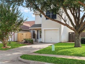 10605  Many Oaks Drive , Fort Worth Texas 76140