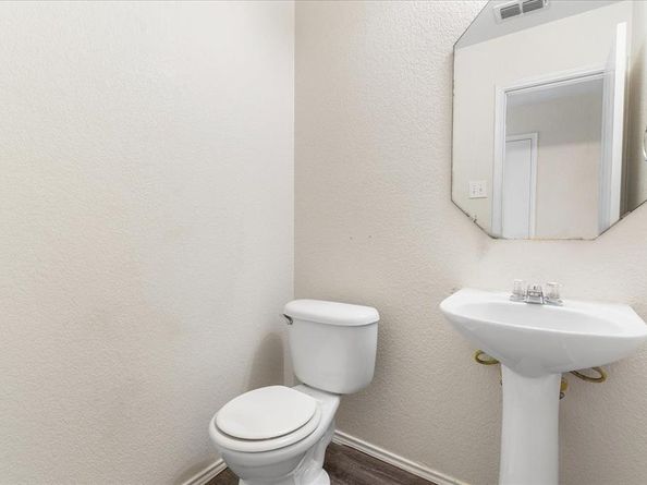 10605  Many Oaks Drive , Fort Worth Texas 76140