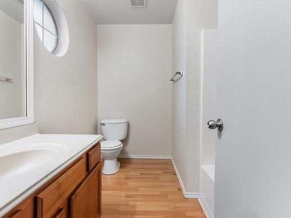 10605  Many Oaks Drive , Fort Worth Texas 76140