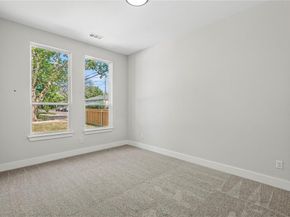 1531 E Waco Avenue , Dallas Texas 75216