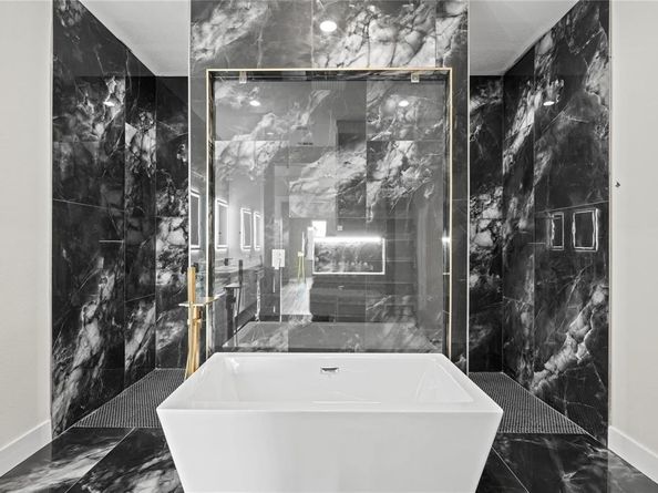 1531 E Waco Avenue , Dallas Texas 75216