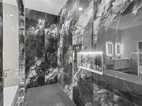 1531 E Waco Avenue , Dallas Texas 75216