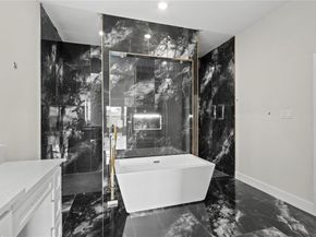 1531 E Waco Avenue , Dallas Texas 75216