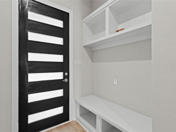 1531 E Waco Avenue , Dallas Texas 75216