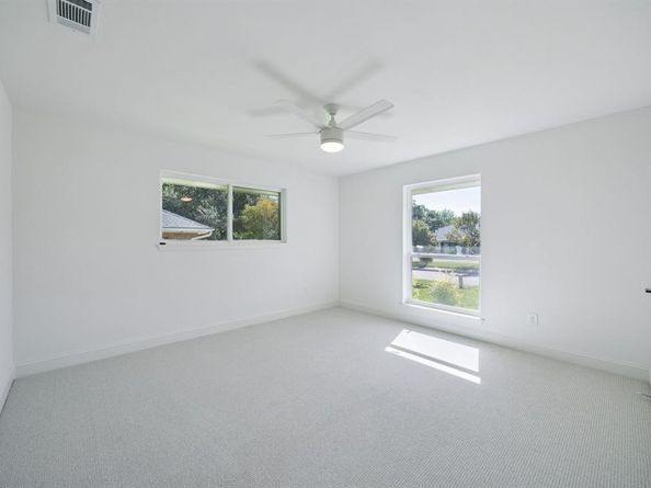 4331  Laren Lane , Dallas Texas 75244