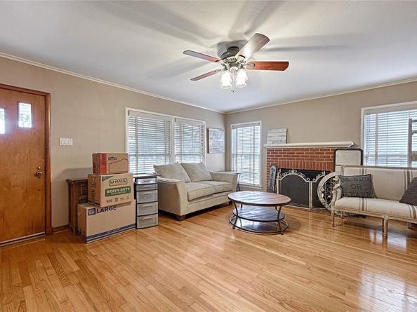 204 S 12th Street , Garland Texas 75040